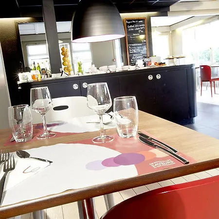 호텔 Campanile Mulhouse - 3*