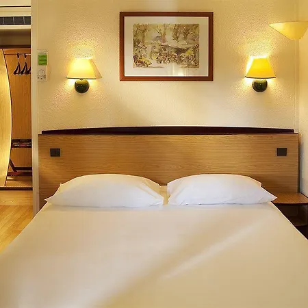מלון Campanile Mulhouse - 3*