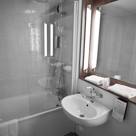 Campanile Mulhouse - 3*