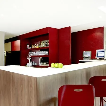 מלון Campanile Mulhouse - 3*