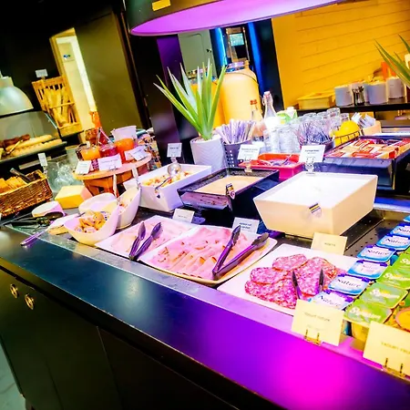 Campanile Mulhouse - 3*