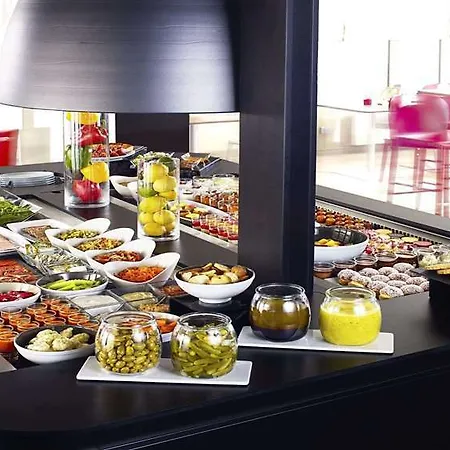 מלון Campanile Mulhouse - 3*