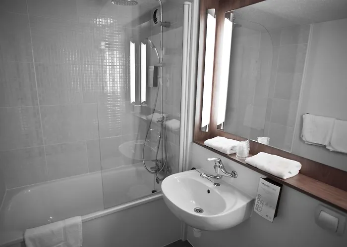 Campanile Mulhouse - 3*