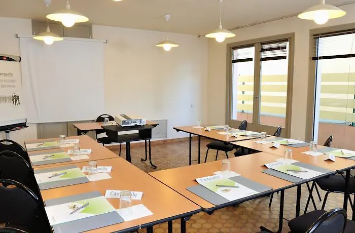 Hotel Campanile Mulhouse - 3*